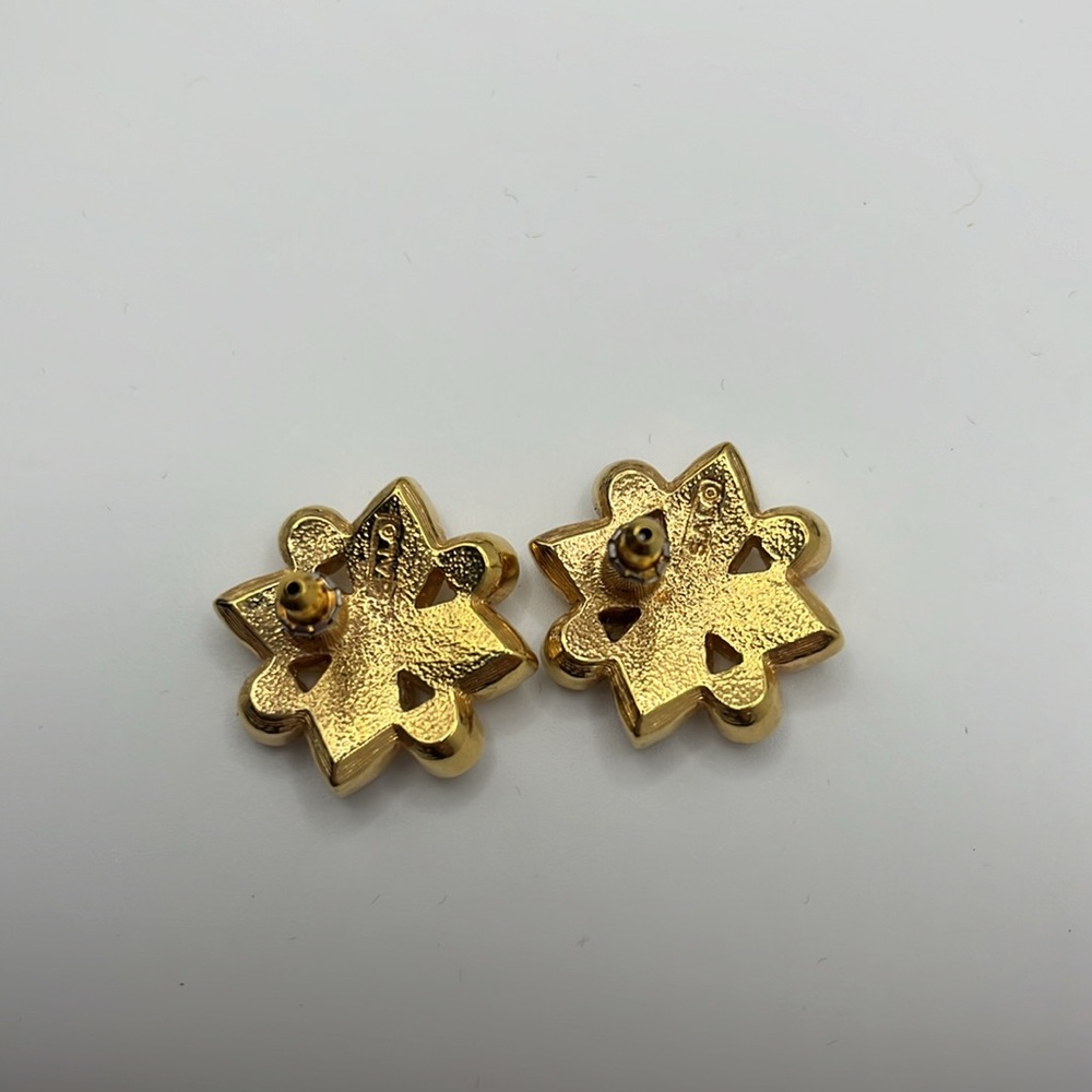 Beautiful Swarovski Floral Earrings and Monet hoops - Picture 3 of 4